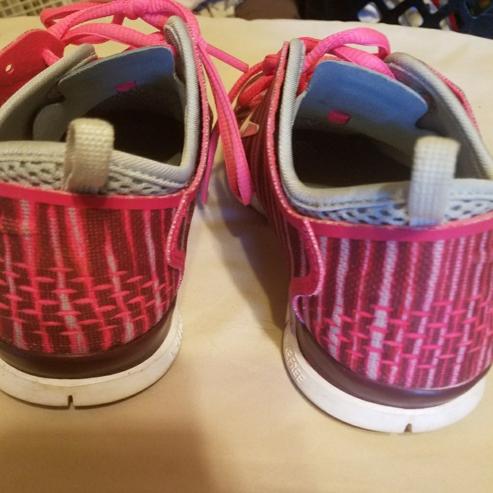 nikes size 8 - Picture 3 of 3